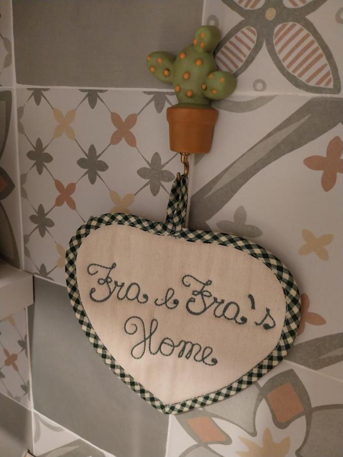 Fra&Fra'S Home Nel Cuore Del Centro Storico Di Napoli Eksteriør billede